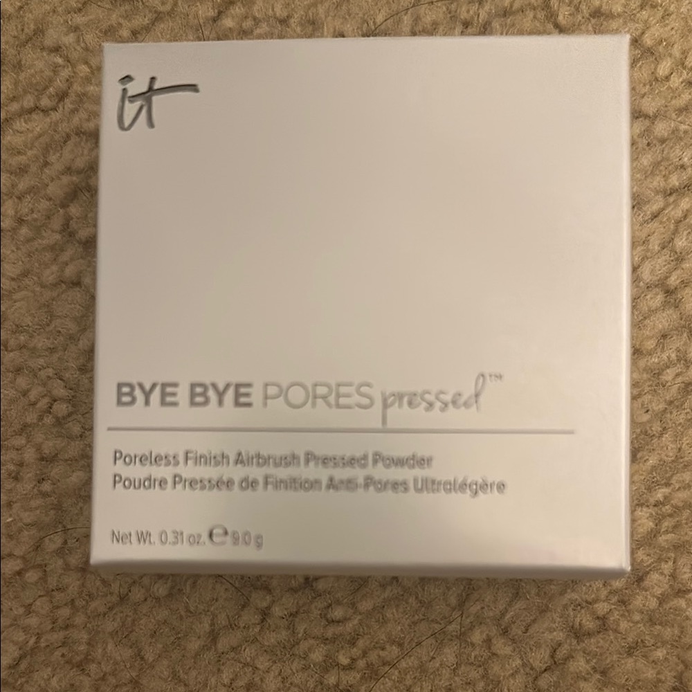 IT Cosmetics Bye Bye Pores Pressed Powder - Translucent